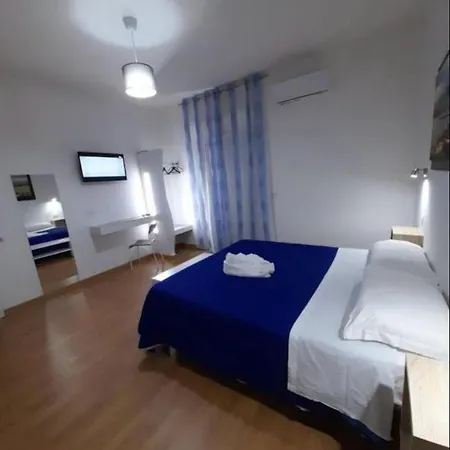 La Porta Delle Eolie 2.0 *