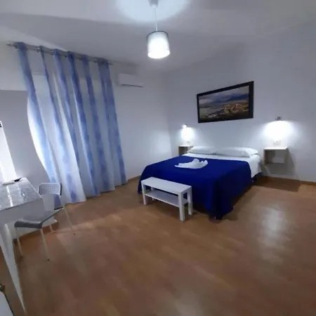 La Porta Delle Eolie 2.0 Гостевой дом Милаццо